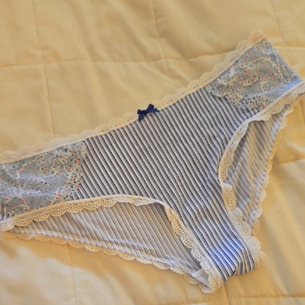 Victoria's Secret Striped Hiphugged With Lace Trim Panties